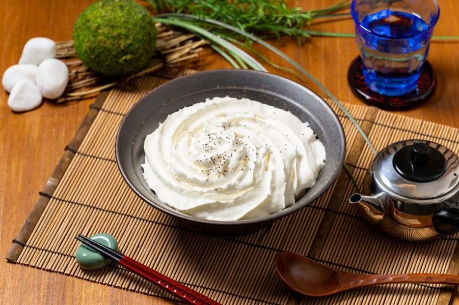 White mentaiko cheese cream udon