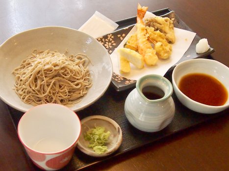 Cold soba with tempura