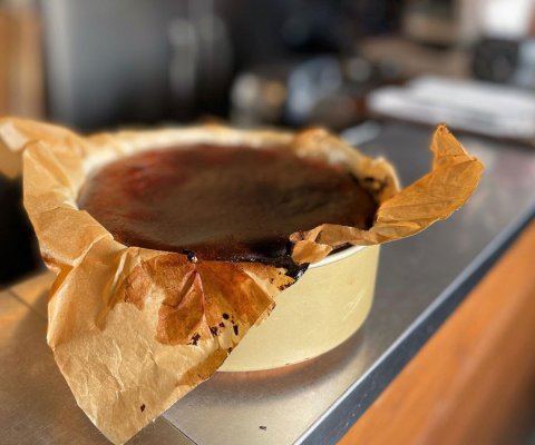 Basque cheesecake