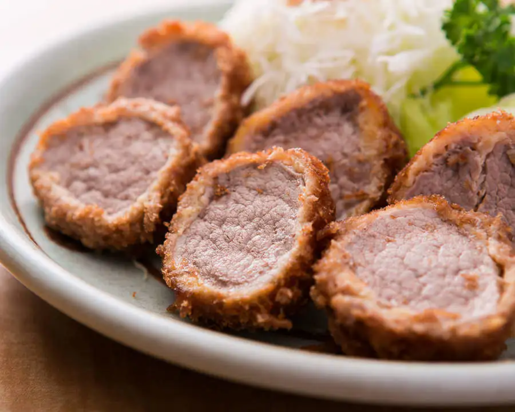 丸ひれかつ（マルロク）